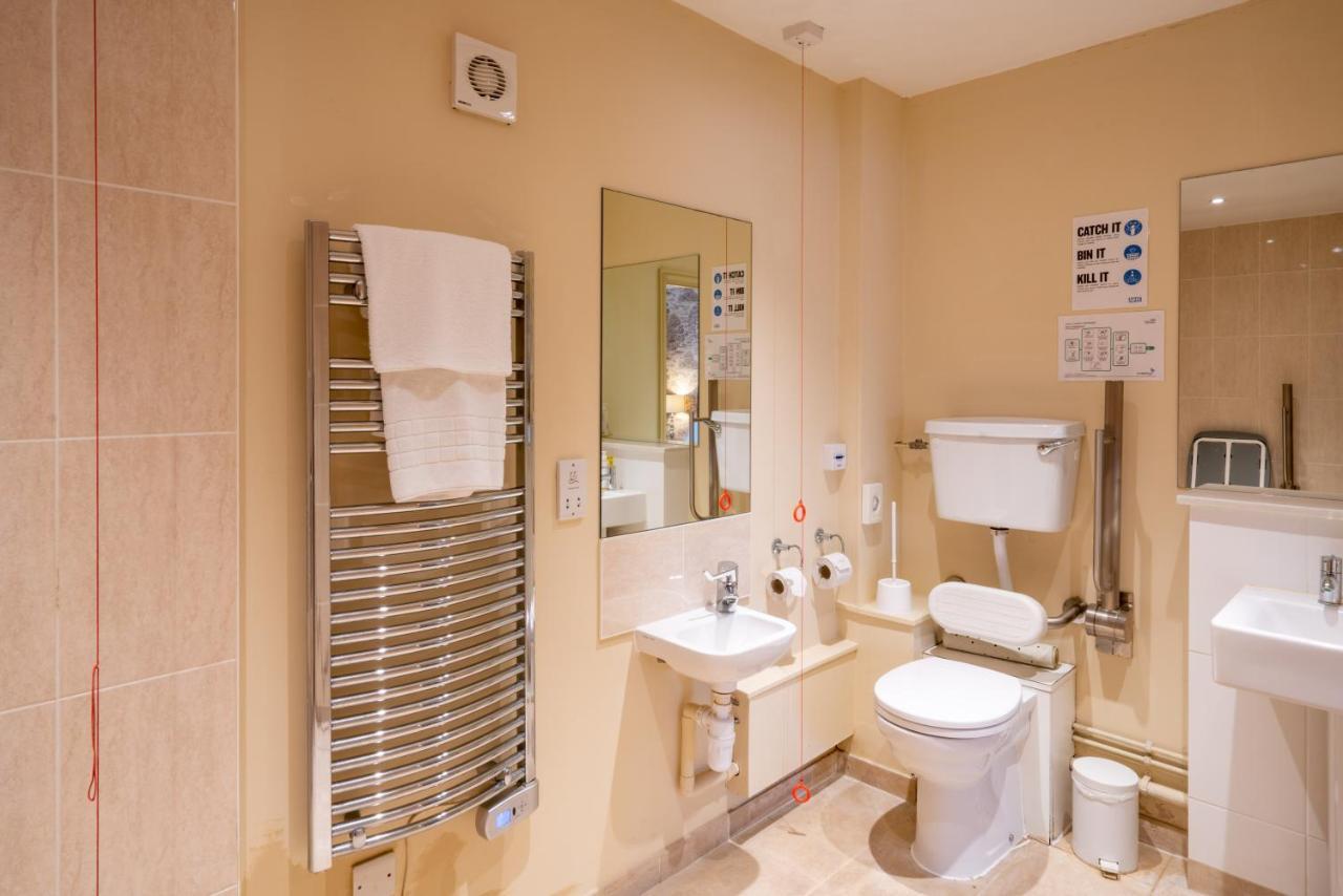 Crown Inn At Tolldown شيبنج صودبيري المظهر الخارجي الصورة